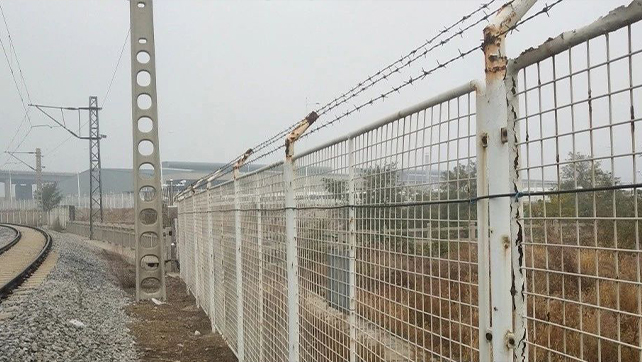  解密F7定位型振動光纖，如何應(yīng)用于鐵路集裝箱中心站周界？