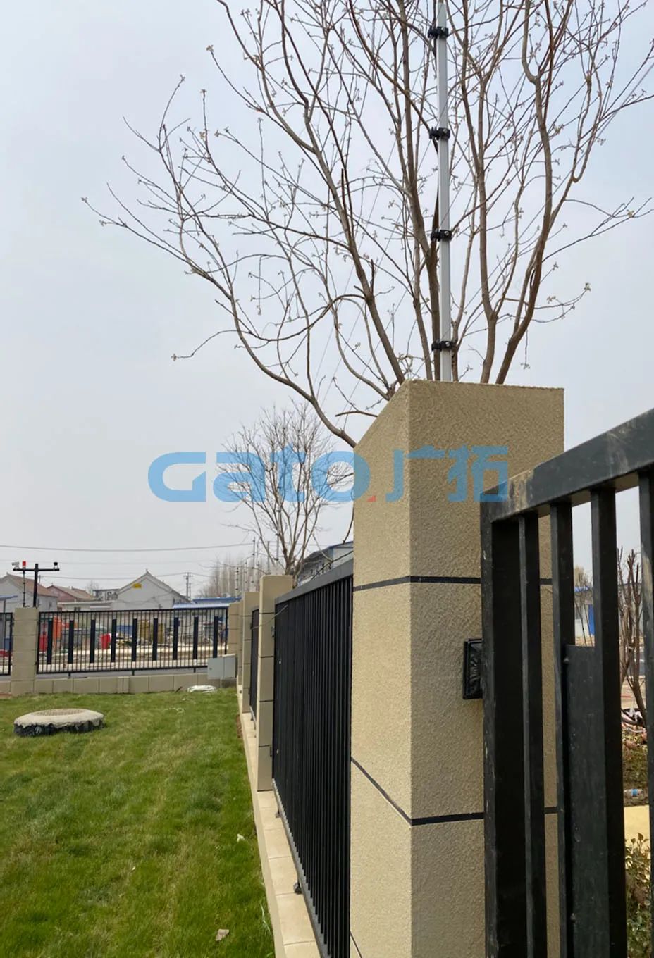 張力和脈沖電子圍欄共用你見過嗎?北京平谷愉景公館有話說!(圖5)