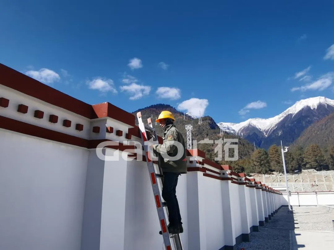 在海拔3700米高原裝電子圍欄是什么體驗？ 打卡西藏第一條電氣化鐵路(圖5)