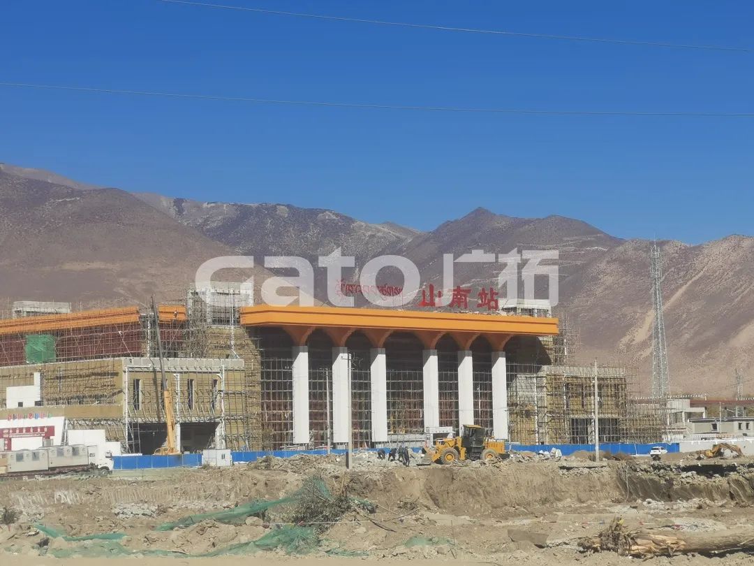 在海拔3700米高原裝電子圍欄是什么體驗？ 打卡西藏第一條電氣化鐵路(圖15)